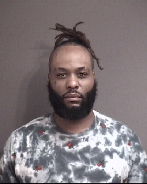 Mugshot of IWEZE, SHAVAR KOFI