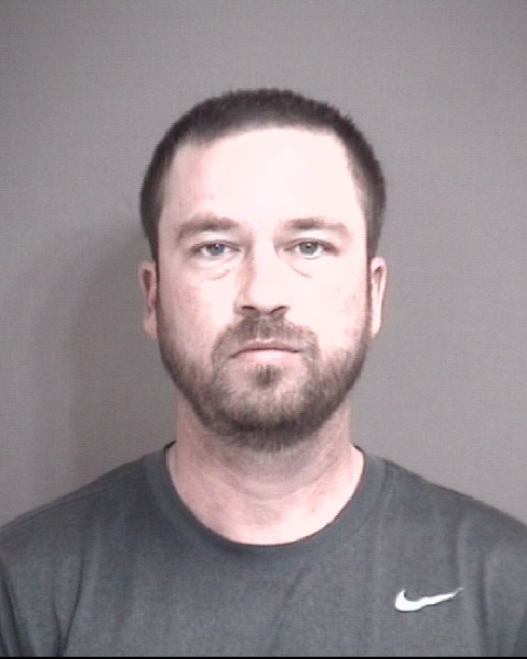 Mugshot of FEUTZ, ETHAN BYRON