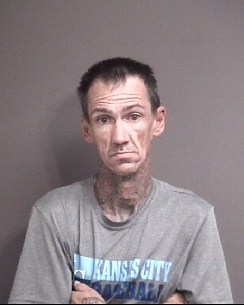 Mugshot of HAMPTON, MATTHEW A