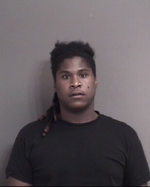 Mugshot of LEE, D`MONTE